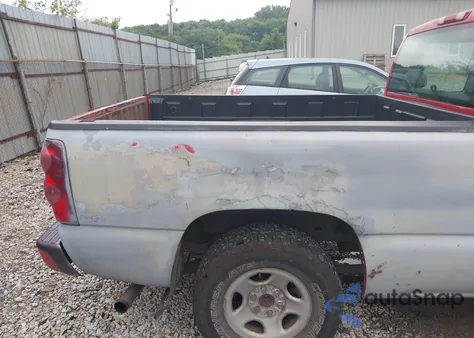 2003 Chevrolet Silverado 1500 Work Truck from USA, damaged, VIN 2GCEC19X031117797